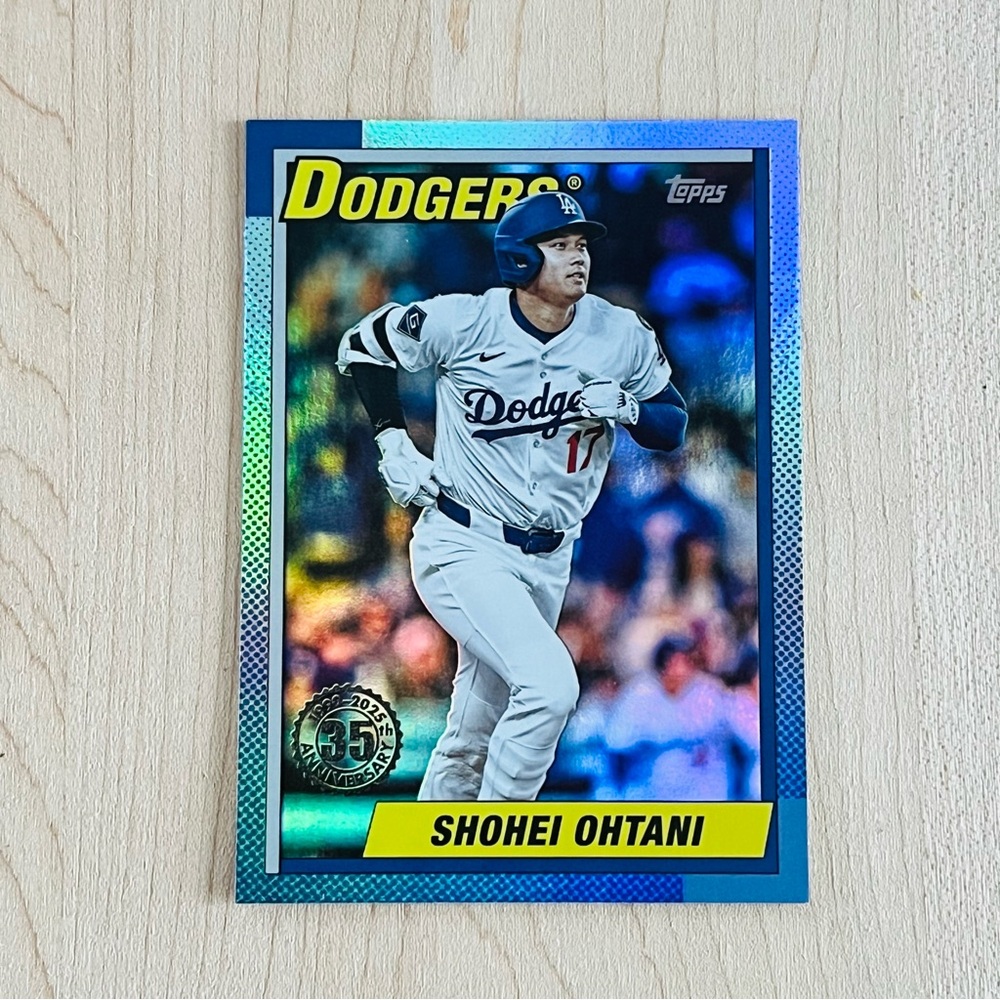SHOHEI OHTANI 2025 Topps 1990 35th Anniversary Rainbow Foil